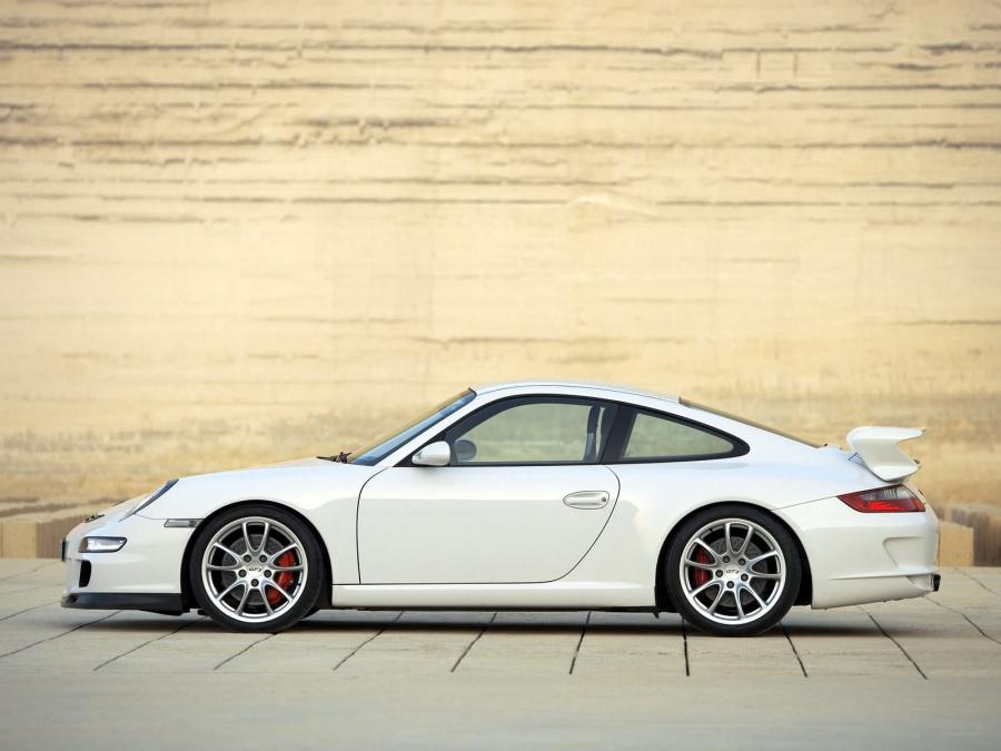  Porsche 911 GT3 2007 года  (фото 2 из 3)